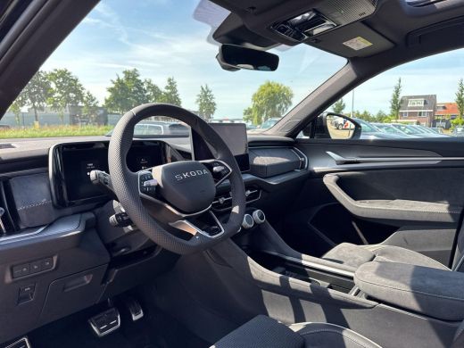 Skoda Kodiaq 1.5 TSI PHEV Sportline Business | 204Pk | 20Inch | Pano Dak | Trekhaak | Matrix LED | LED Strip i... ActivLease financial lease