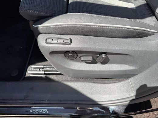 Skoda Kodiaq 1.5 TSI PHEV Sportline Business | 204Pk | 20Inch | Pano Dak | Trekhaak | Matrix LED | LED Strip i... ActivLease financial lease