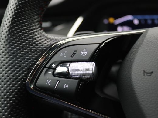 Skoda Octavia Combi 1.4 TSI RS iV PHEV Business 245PK DSG Pano-Schuifdak, 98% SOH, Memorystoel, Head-Up Display... ActivLease financial lease