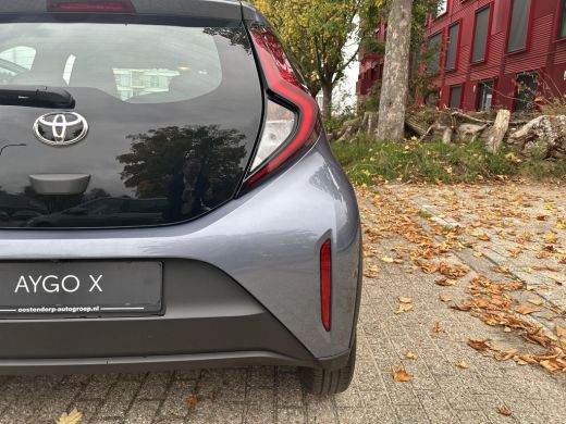 Toyota Aygo 1.0 VVT-i S-CVT Play Automaat | Apple CarPlay | Parkeercamera | Rijklaarprijs incl. garantie ActivLease financial lease