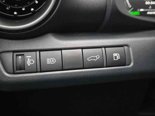 Toyota C-HR 1.8 Hybrid 140 First Edition | Apple CarPlay | Parkeersensoren | Blindspot | Rijklaarprijs incl. ... ActivLease financial lease