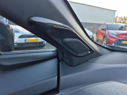 Toyota C-HR 2.0 Hybrid GR-Sport | Apple CarPlay/Android auto | Achteruitrijcamera | Stoelverwarming ActivLease financial lease