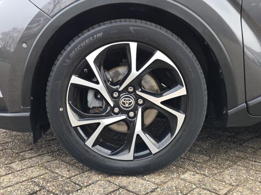 Toyota C-HR 2.0 Hybrid Style | Apple CarPlay / Android Auto | Navigatie | Rijklaarprijs incl. garantie | ActivLease financial lease