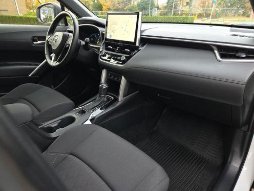 Toyota Corolla Cross Hybrid 200 Style | Apple CarPlay | Elektr. Klep | Blindspot | Rijklaarprijs incl. garantie | ActivLease financial lease