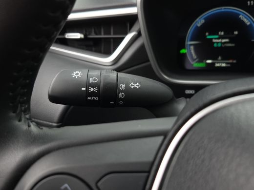 Toyota Corolla Cross Hybrid 200 Style | Apple CarPlay | Elektr. Klep | Blindspot | Rijklaarprijs incl. garantie | ActivLease financial lease