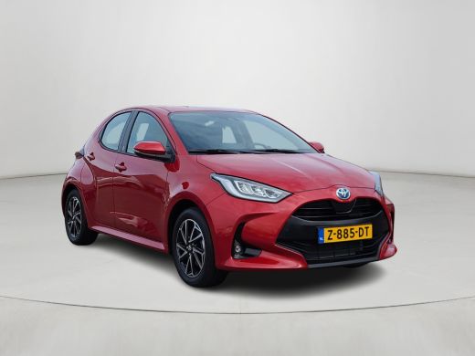 Toyota Yaris 1.5 Hybrid Dynamic Automaat | Apple CarPlay / Android Auto | LM Velgen | Rijklaarprijs incl. gara... ActivLease financial lease