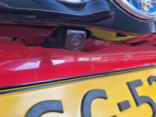 Toyota Yaris 1.5 Hybrid Executive | Apple CarPlay/Android auto | Achteruitrijcamera | Panoramadak ActivLease financial lease
