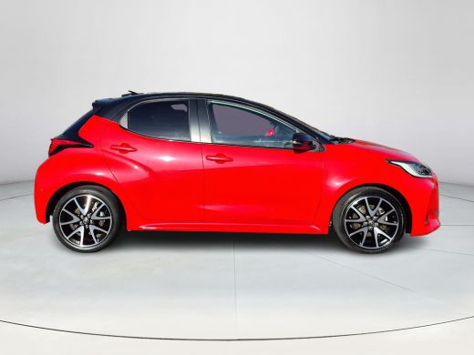 Toyota Yaris 1.5 Hybrid Executive | Apple CarPlay/Android auto | Achteruitrijcamera | Panoramadak ActivLease financial lease
