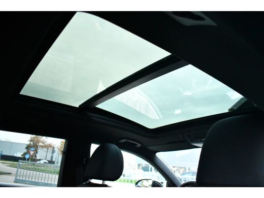 Volkswagen Arteon 1.4 TSI eHybrid R-Line Pano Trekh ACC Massage DCC Standk 19inch ActivLease financial lease