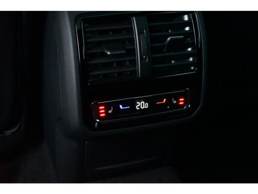 Volkswagen Arteon 1.4 TSI eHybrid R-Line Pano Trekh ACC Massage DCC Standk 19inch ActivLease financial lease