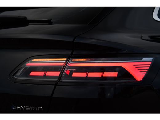 Volkswagen Arteon 1.4 TSI eHybrid R-Line Pano Trekh ACC Massage DCC Standk 19inch ActivLease financial lease