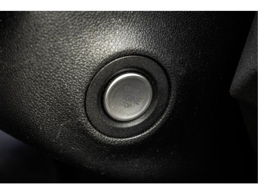 Volkswagen Crafter 2.0TDI 140PK 30 TDI | L3H2 | NW Model | Navi | CarPlay | Camera | Cruise | Climate | PDC | Euro 6 ActivLease financial lease