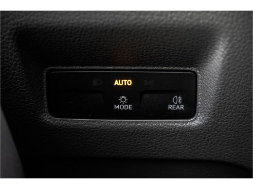 Volkswagen Crafter 2.0TDI 140PK 30 TDI | L3H2 | NW Model | Navi | CarPlay | Camera | Cruise | Climate | PDC | Euro 6 ActivLease financial lease