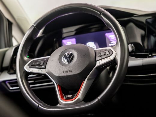Volkswagen Golf 1.0 TSI Sport Automaat (SCHUIFDAK, APPLE CARPLAY, STUUR/STOELVERWARMING, DYNAMISCHE KNIPPERLICHTE... ActivLease financial lease