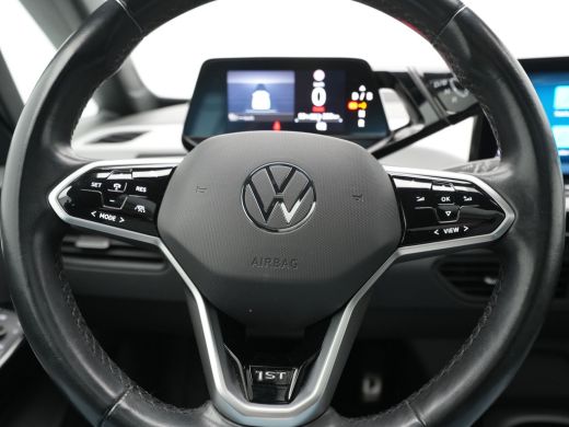 Volkswagen ID.3 First Max 58 kWh 204pk Navigatie Camera Stoelverwarming Side ass. ARGON ActivLease financial lease