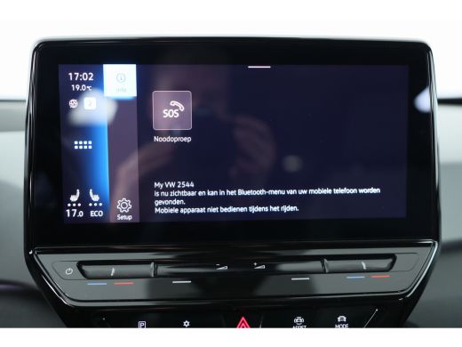 Volkswagen ID.3 First Plus 58 kWh | LED | Cruise Adaptive | Trekhaak | Navi | Stoelverwarming | Clima | Camera | ... ActivLease financial lease