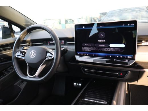 Volkswagen ID.7 286PK Pro Business 77 kWh | Airco (automatisch) | Keyless entry | Trekhaak elektrisch uitklapbaar ActivLease financial lease