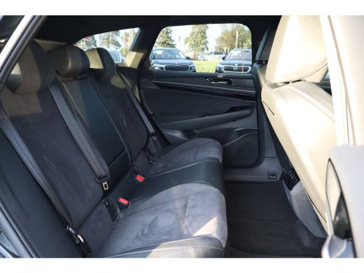 Volkswagen ID.7 286PK Pro Business 77 kWh | Airco (automatisch) | Keyless entry | Trekhaak elektrisch uitklapbaar ActivLease financial lease