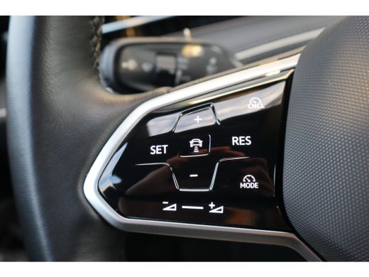 Volkswagen ID.7 286PK Pro Business 77 kWh | Airco (automatisch) | Keyless entry | Trekhaak elektrisch uitklapbaar ActivLease financial lease