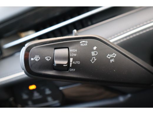 Volkswagen ID.7 286PK Pro Business 77 kWh | Airco (automatisch) | Keyless entry | Trekhaak elektrisch uitklapbaar ActivLease financial lease