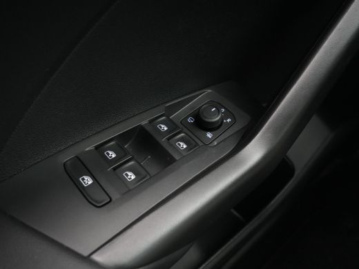 Volkswagen T-Cross 1.0 TSI 115pk DSG Life Edition Navigatie Camera Stoelverwarming Acc 241 ActivLease financial lease