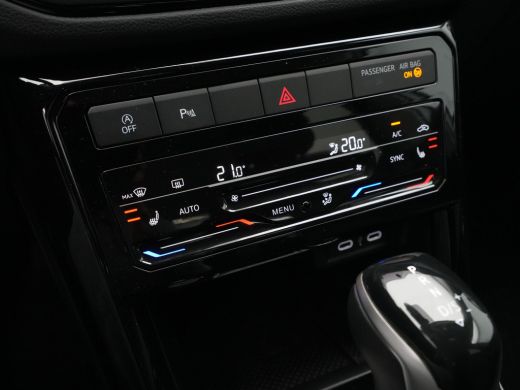 Volkswagen T-Cross 1.0 TSI 115pk DSG Life Edition Navigatie Camera Stoelverwarming Acc 241 ActivLease financial lease