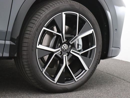 Volkswagen Tiguan 1.5 eHybrid R-Line Edition 272PK DSG Pano-Schuifdak, Trekhaak, Lederen Bekleding, 360gr. camera, ... ActivLease financial lease