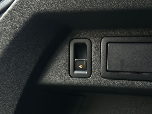 Volkswagen Tiguan 1.5 TSI R-Line Elektr. Trekhaak, App Carplay ActivLease financial lease