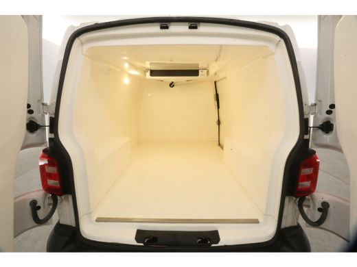 Volkswagen Transporter 2.0 TDI 140PK L1H1 | Koelwagen 0&deg; | Nachtkoeling | 3-Zits | Airco | Parkeersens. ActivLease financial lease