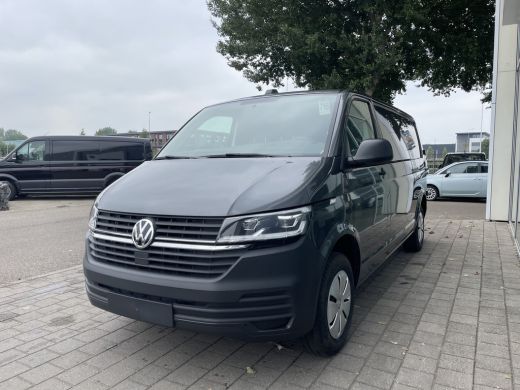 Volkswagen Transporter 2.0 TDI 150 pk L2H1 28 | App connect | PDC | Cruise | Handgeschakeld ActivLease financial lease