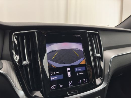 Volvo  V60 2.0 B3 R-Design (INCL.BTW) *LEATHER-FABRIC | FULL-LED | MEMORY-PACK | HEATED-SPORTSEATS | LANE-AS... ActivLease financial lease