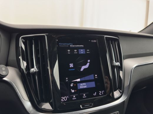 Volvo  V60 2.0 B3 R-Design (INCL.BTW) *LEATHER-FABRIC | FULL-LED | MEMORY-PACK | HEATED-SPORTSEATS | LANE-AS... ActivLease financial lease