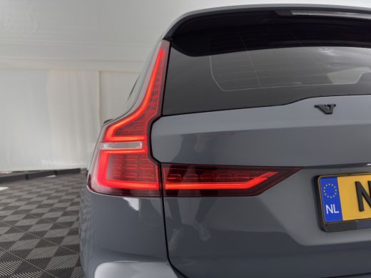 Volvo  V60 2.0 B3 R-Design (INCL.BTW) *LEATHER-FABRIC | FULL-LED | MEMORY-PACK | HEATED-SPORTSEATS | LANE-AS... ActivLease financial lease