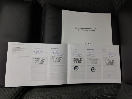 Volvo  V60 2.0 B3 R-Design (INCL.BTW) *LEATHER-FABRIC | FULL-LED | MEMORY-PACK | HEATED-SPORTSEATS | LANE-AS... ActivLease financial lease