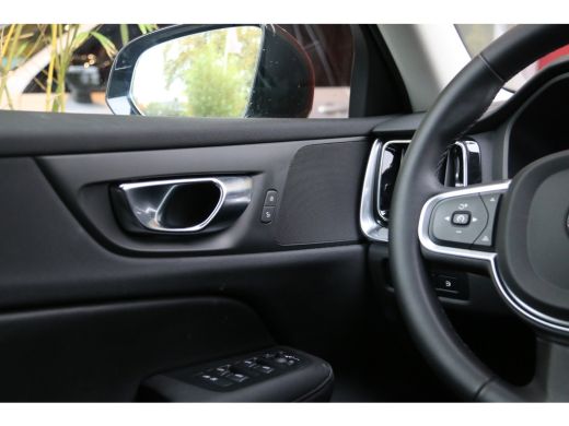 Volvo  V60 2.0 T6 Plug-in hybrid AWD Essential Bright | Trekhaak | Adaptive Cruise | BLIS | Camera | Stuur/s... ActivLease financial lease