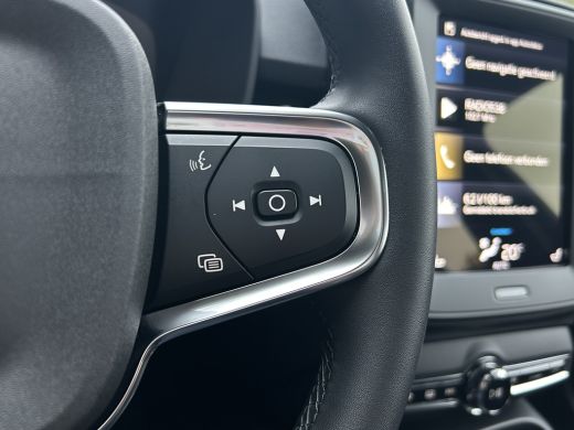 Volvo  XC40 1.5 T2 Essential | Cruise control | Parkeersensor achter | Radio ActivLease financial lease