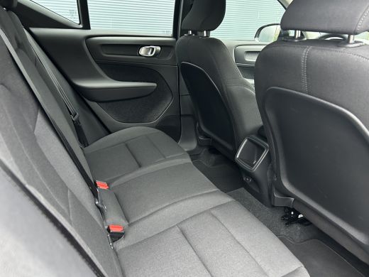 Volvo  XC40 1.5 T2 Essential | Cruise control | Parkeersensor achter | Radio ActivLease financial lease