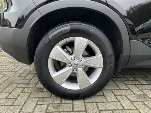 Volvo  XC40 1.5 T2 Essential | Cruise control | Parkeersensor achter | Radio ActivLease financial lease