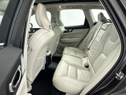 Volvo  XC60 T6 Recharge Inscription | 19" | Geventileerd Nappa Leder | Stoelmassage | Bowers & Wilkins | Trek... ActivLease financial lease