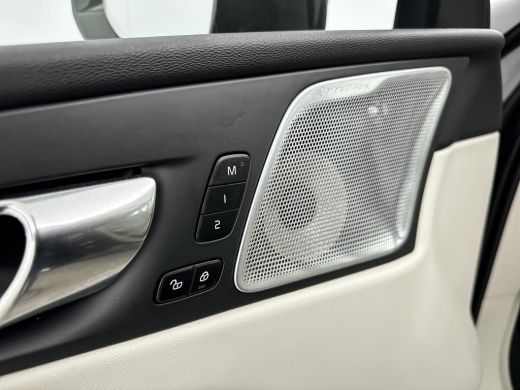 Volvo  XC60 T6 Recharge Inscription | 19" | Geventileerd Nappa Leder | Stoelmassage | Bowers & Wilkins | Trek... ActivLease financial lease