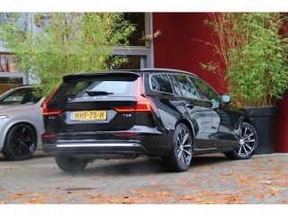 Volvo  V60 2.0 T6 Plug-in hybrid AWD Essential Bright | Trekhaak | Adaptive Cruise | BLIS | Camera | Stuur/s...