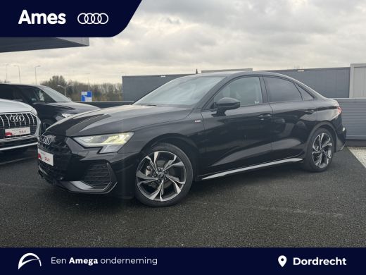 Audi A3 Limousine 35 150pk TFSI S edition Head-up display | MMI navigatie plus MMI touch | Cruise control...