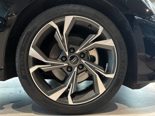 Audi A3 Limousine 35 150pk TFSI S edition Head-up display | MMI navigatie plus MMI touch | Cruise control... ActivLease financial lease