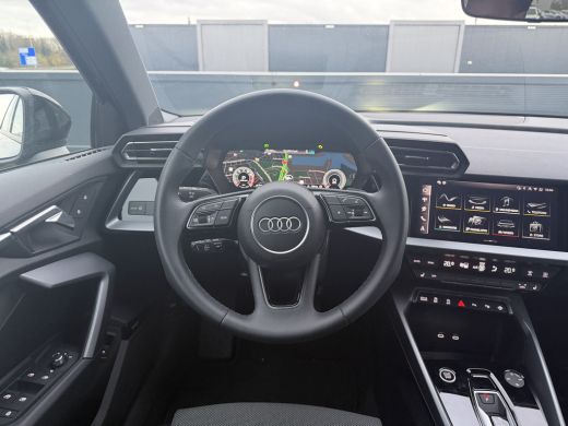 Audi A3 Limousine 35 150pk TFSI S edition Head-up display | MMI navigatie plus MMI touch | Cruise control... ActivLease financial lease