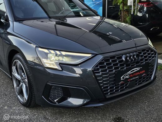 Audi A3 Limousine 35 TFSI S edition Panorama/Keyless/RS Seats/Matrix/S-line ActivLease financial lease