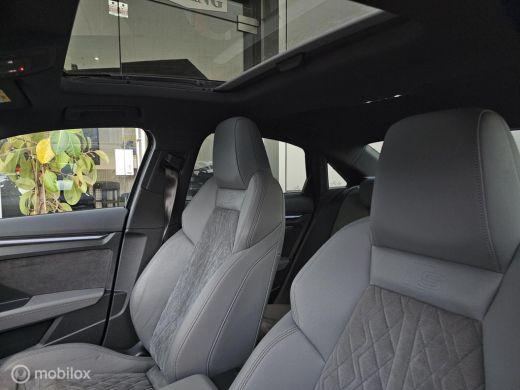 Audi A3 Limousine 35 TFSI S edition Panorama/Keyless/RS Seats/Matrix/S-line ActivLease financial lease