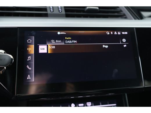 Audi e-tron 55 quattro S edition 95 kWh | Trekhaak | B&O | Dealer Onderhouden! | Navi | Camera | Cruise Adapt... ActivLease financial lease