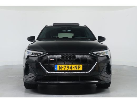 Audi e-tron 55 quattro S edition 95 kWh | Trekhaak | B&O | Dealer Onderhouden! | Navi | Camera | Cruise Adapt... ActivLease financial lease