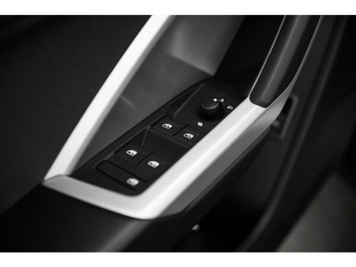 Audi Q3 35 TFSI Advanced edition ActivLease financial lease