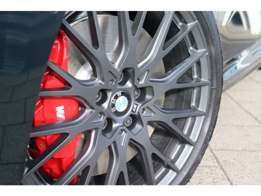 BMW 1 Serie 120 M Sport Automaat / Panoramadak / Sportstoelen / M Adaptief onderstel / Achteruitrijcamera / C... ActivLease financial lease